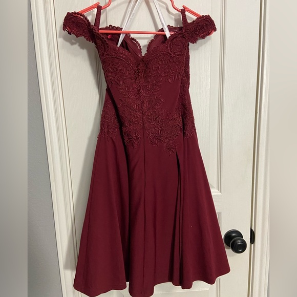 Formal dress mini length - Picture 3 of 7